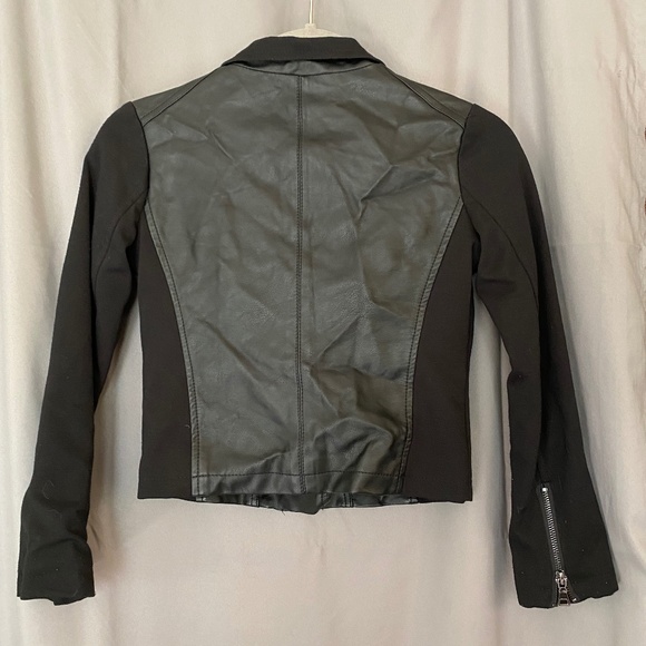 Mixed material Moto Jacket size small (or tween) - Picture 3 of 4
